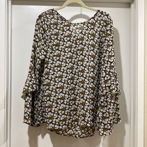 Long sleeve floral print top with bell sleeves